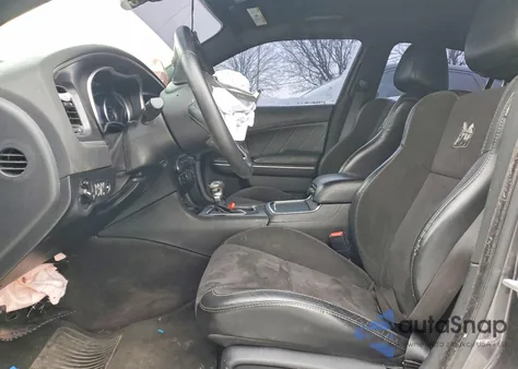 2018 Dodge Charger R/T 392 z USA, uszkodzony, nr VIN 2C3CDXGJ2JH247997